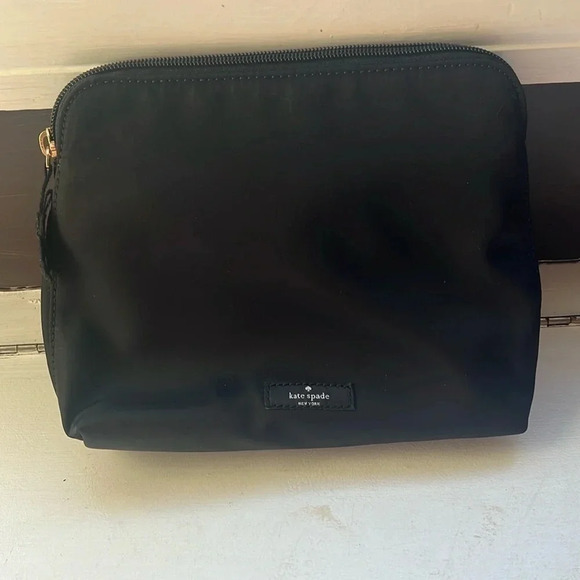 Kate Spade Black Nylon Bon Voyage Jewelry Pouch WLRU1957 - Picture 1 of 4